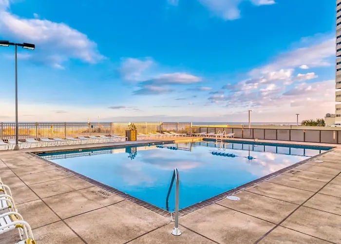 Spacious & Bright Beachfront With Ocean Views From Balcony & Pool * Ocean City