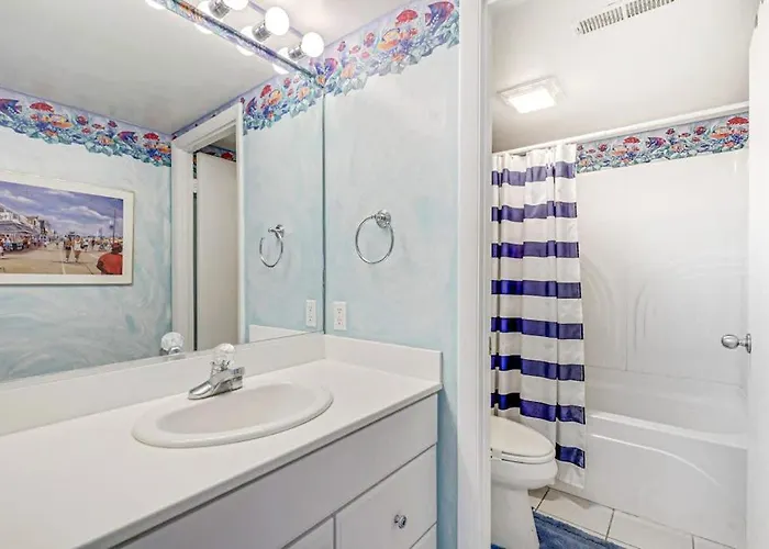 Spacious & Bright Beachfront With Ocean Views From Balcony & Pool * Ocean City